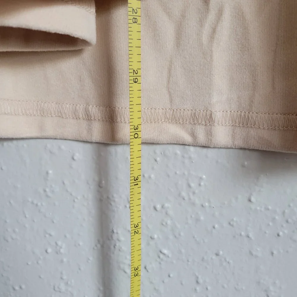 Hwokefeiyu Women's Carigan - Picture 6 of 6